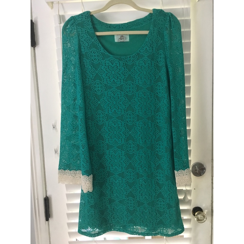 Judith March crochet shift dress w/ bell sleeves